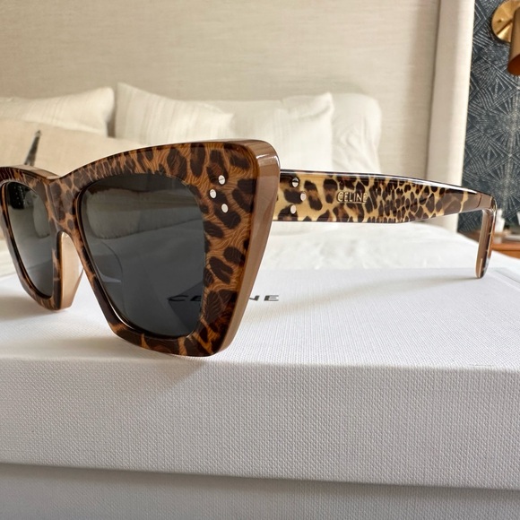 Celine Tortoise Shell Sunglasses brand new in box - Picture 1 of 6